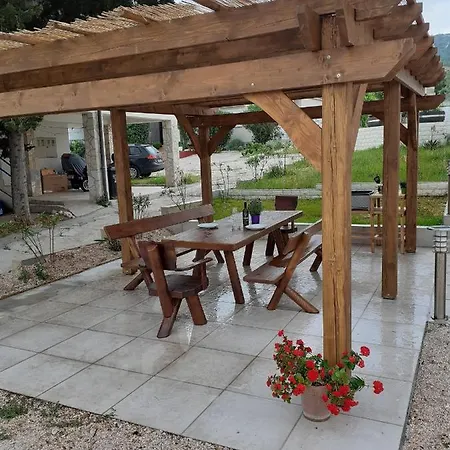 Apartment With Parking Space Banjol, Rab - 21159 Banjol